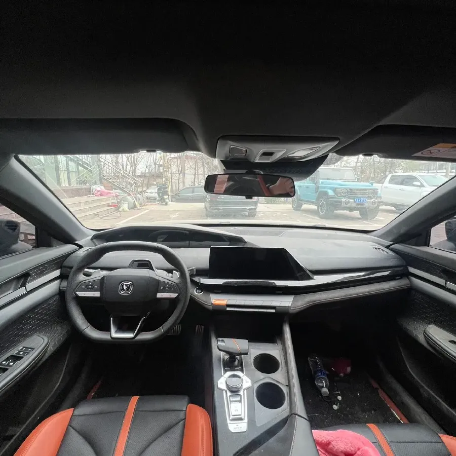 2024 ChangAn UNI-V 1.5T 188HP L4 7DCT,autocango,china used car exporter,china ev exporter,chinese used car exporter,chinese used ev exporter