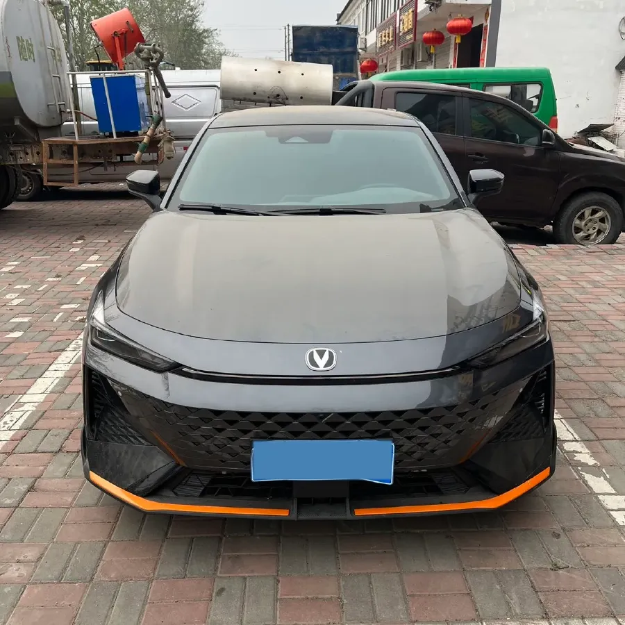 2024 ChangAn UNI-V 1.5T 188HP L4 7DCT,autocango,china used car exporter,china ev exporter,chinese used car exporter,chinese used ev exporter