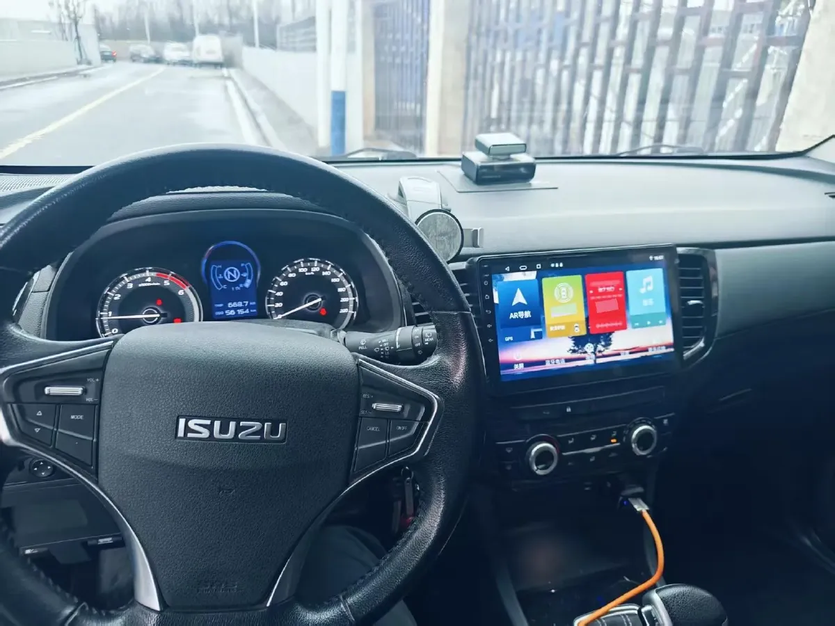 2018 Isuzu Mu-X 1.9T 163HP L4 6AT,autocango,china used car exporter,china ev exporter,chinese used car exporter,chinese used ev exporter
