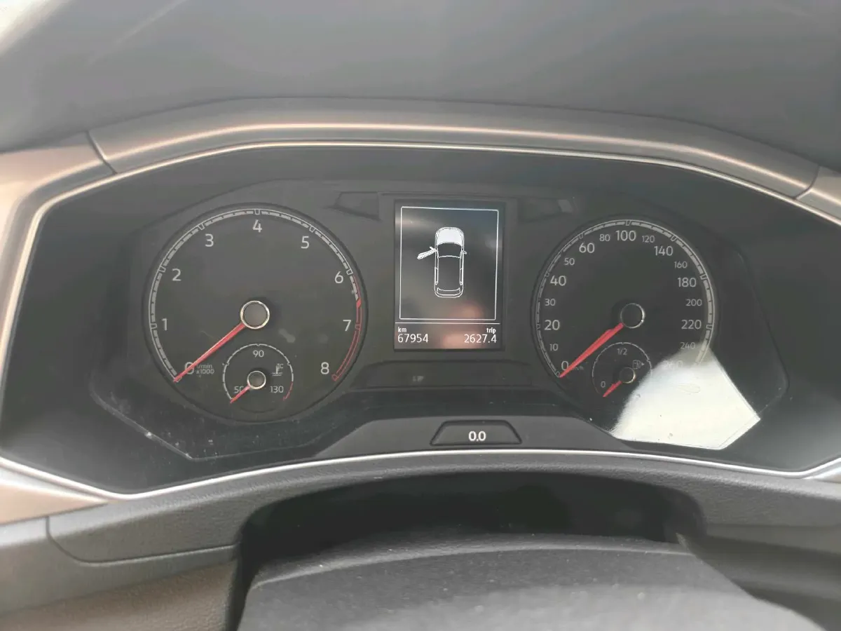 2020 Volkswagen T-Roc 1.4T 131HP L4 7DCT,autocango,china used car exporter,china ev exporter,chinese used car exporter,chinese used ev exporter