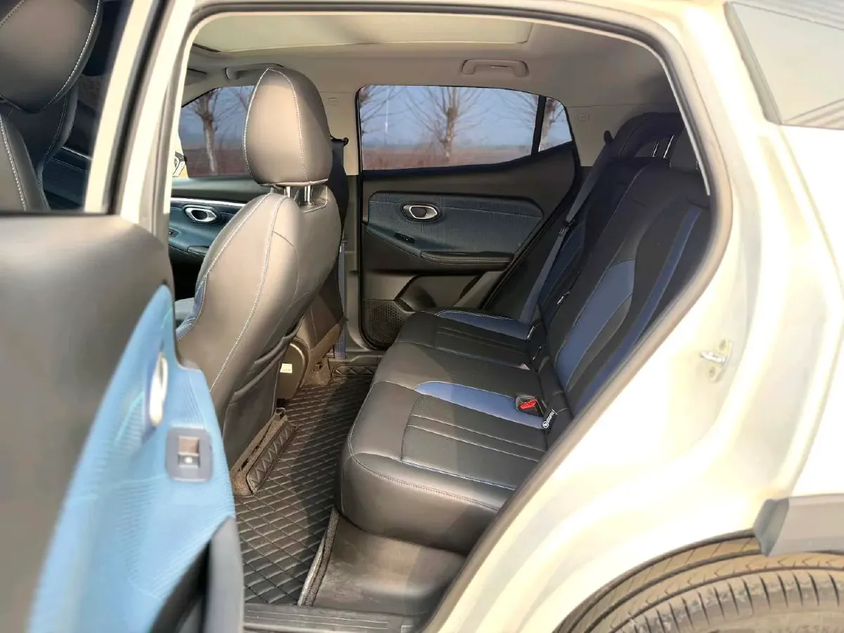 2023 GAC Trumpchi GS3 1.5T 177HP L4 7DCT,autocango,china used car exporter,china ev exporter,chinese used car exporter,chinese used ev exporter