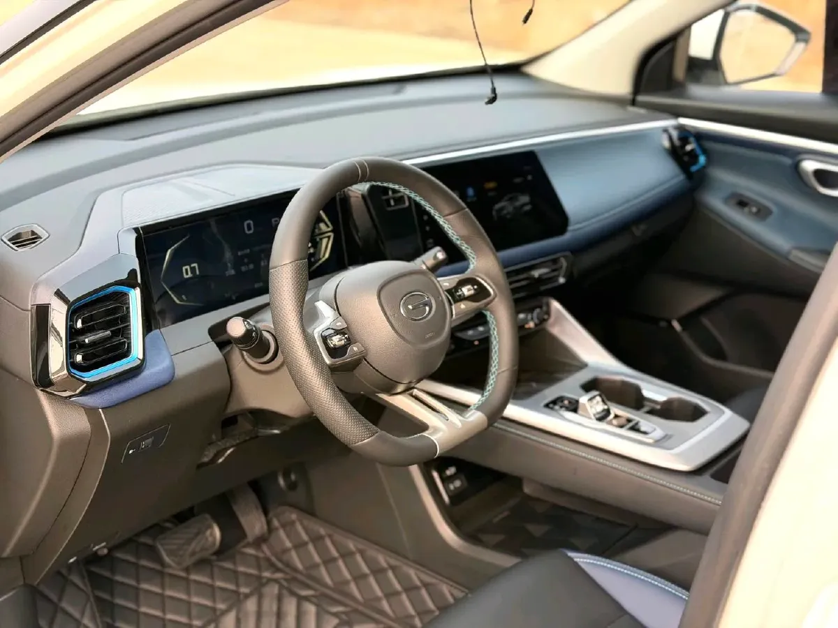 2023 GAC Trumpchi GS3 1.5T 177HP L4 7DCT,autocango,china used car exporter,china ev exporter,chinese used car exporter,chinese used ev exporter