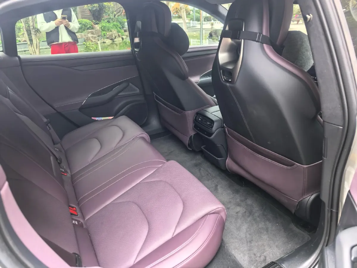 2024 MI SU7 BEV 101KWH,autocango,china used car exporter,china ev exporter,chinese used car exporter,chinese used ev exporter