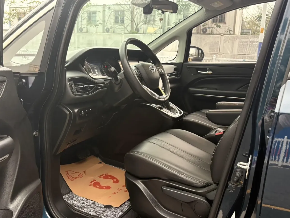 2021 GAC Trumpchi M6 1.5T 169HP L4 7DCT,autocango,china used car exporter,china ev exporter,chinese used car exporter,chinese used ev exporter