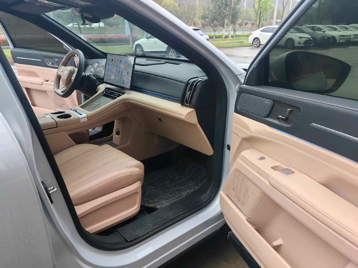 2025 Jetour X70 PLUS C-DM 1.5T 156HP L4 2DHT PHEV,autocango,china used car exporter,china ev exporter,chinese used car exporter,chinese used ev exporter