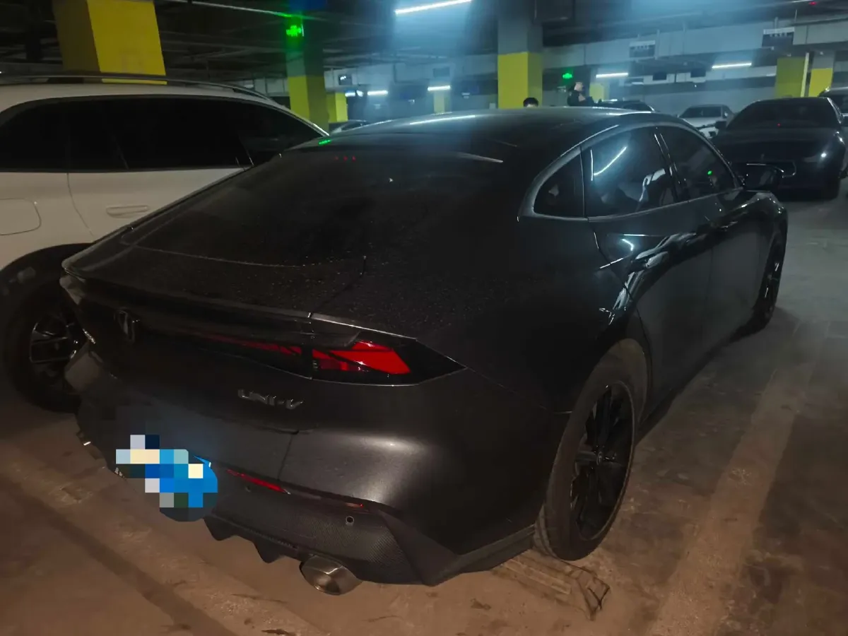 2022 ChangAn UNI-V 1.5T 188HP L4 7DCT,autocango,china used car exporter,china ev exporter,chinese used car exporter,chinese used ev exporter