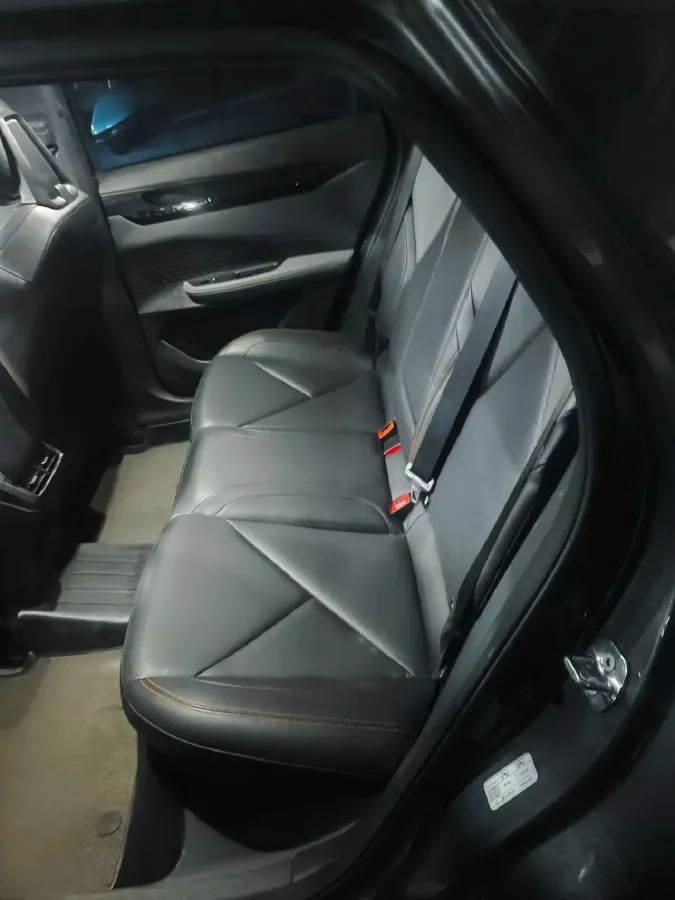 2022 ChangAn UNI-V 1.5T 188HP L4 7DCT,autocango,china used car exporter,china ev exporter,chinese used car exporter,chinese used ev exporter