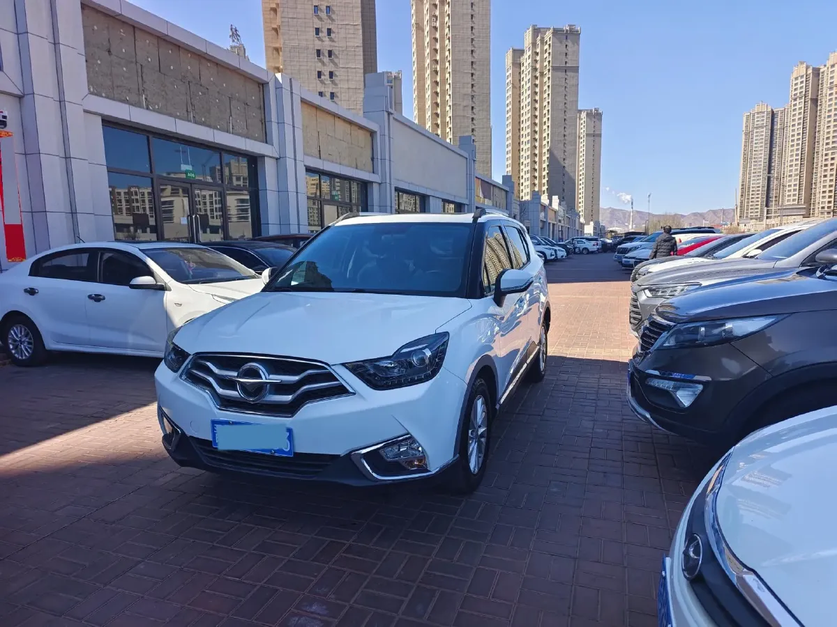 2017 HaiMa S5 Young Edition 1.6L 122HP L4 5MT,autocango,china used car exporter,china ev exporter,chinese used car exporter,chinese used ev exporter