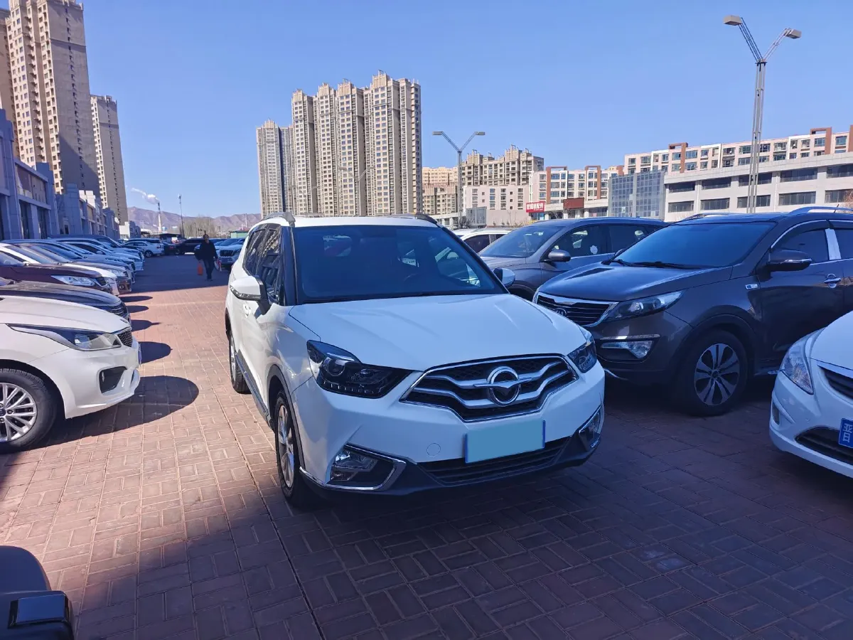 2017 HaiMa S5 Young Edition 1.6L 122HP L4 5MT,autocango,china used car exporter,china ev exporter,chinese used car exporter,chinese used ev exporter