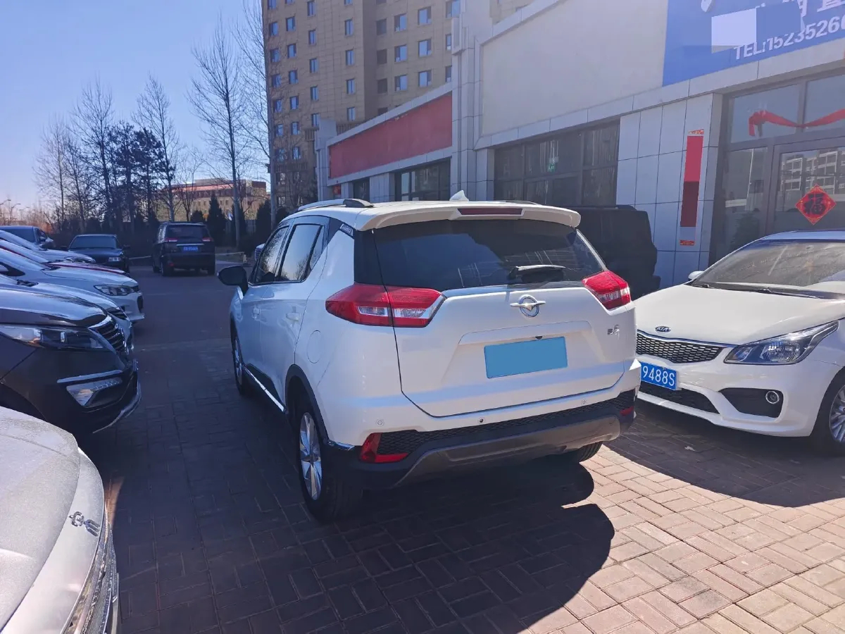 2017 HaiMa S5 Young Edition 1.6L 122HP L4 5MT,autocango,china used car exporter,china ev exporter,chinese used car exporter,chinese used ev exporter