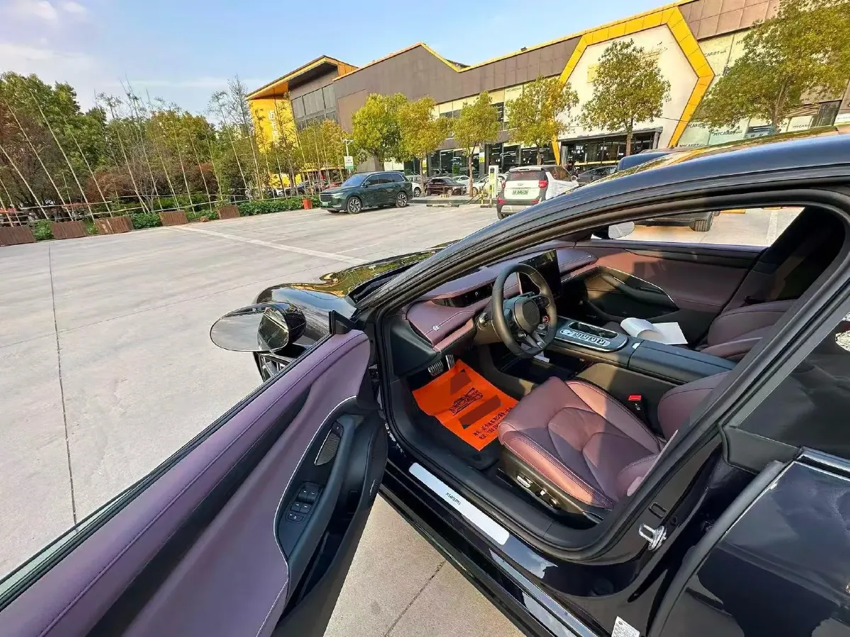 2024 MI SU7 BEV 101KWH,autocango,china used car exporter,china ev exporter,chinese used car exporter,chinese used ev exporter