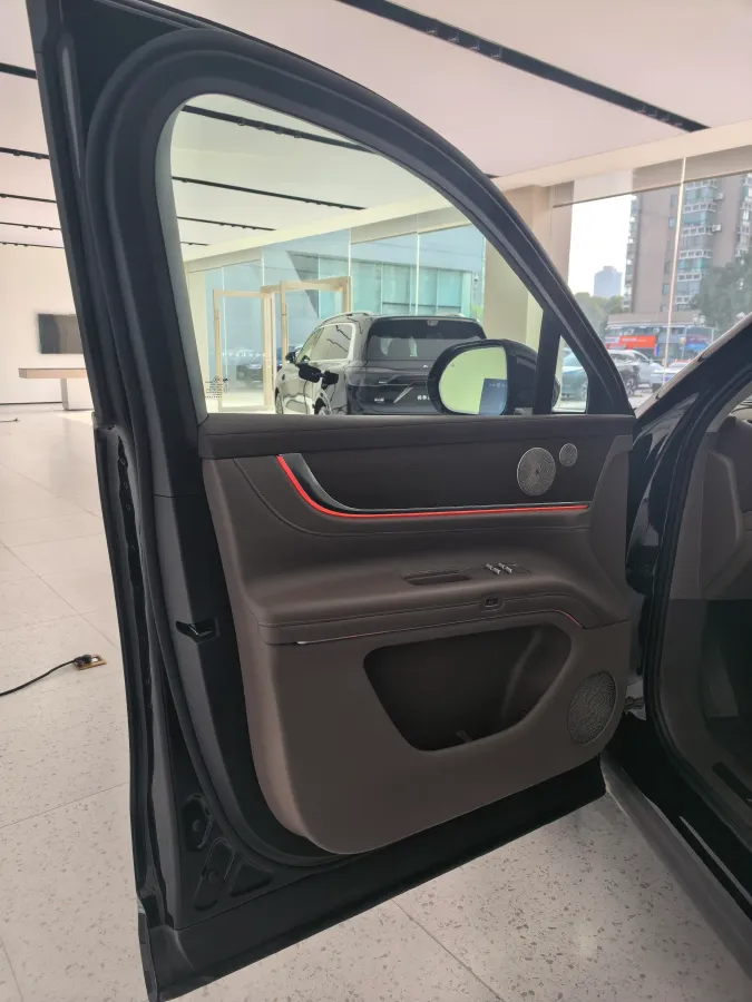 2024 AITO AITO M9 1.5T 152HP L4 REEV 42KWH,autocango,china used car exporter,china ev exporter,chinese used car exporter,chinese used ev exporter