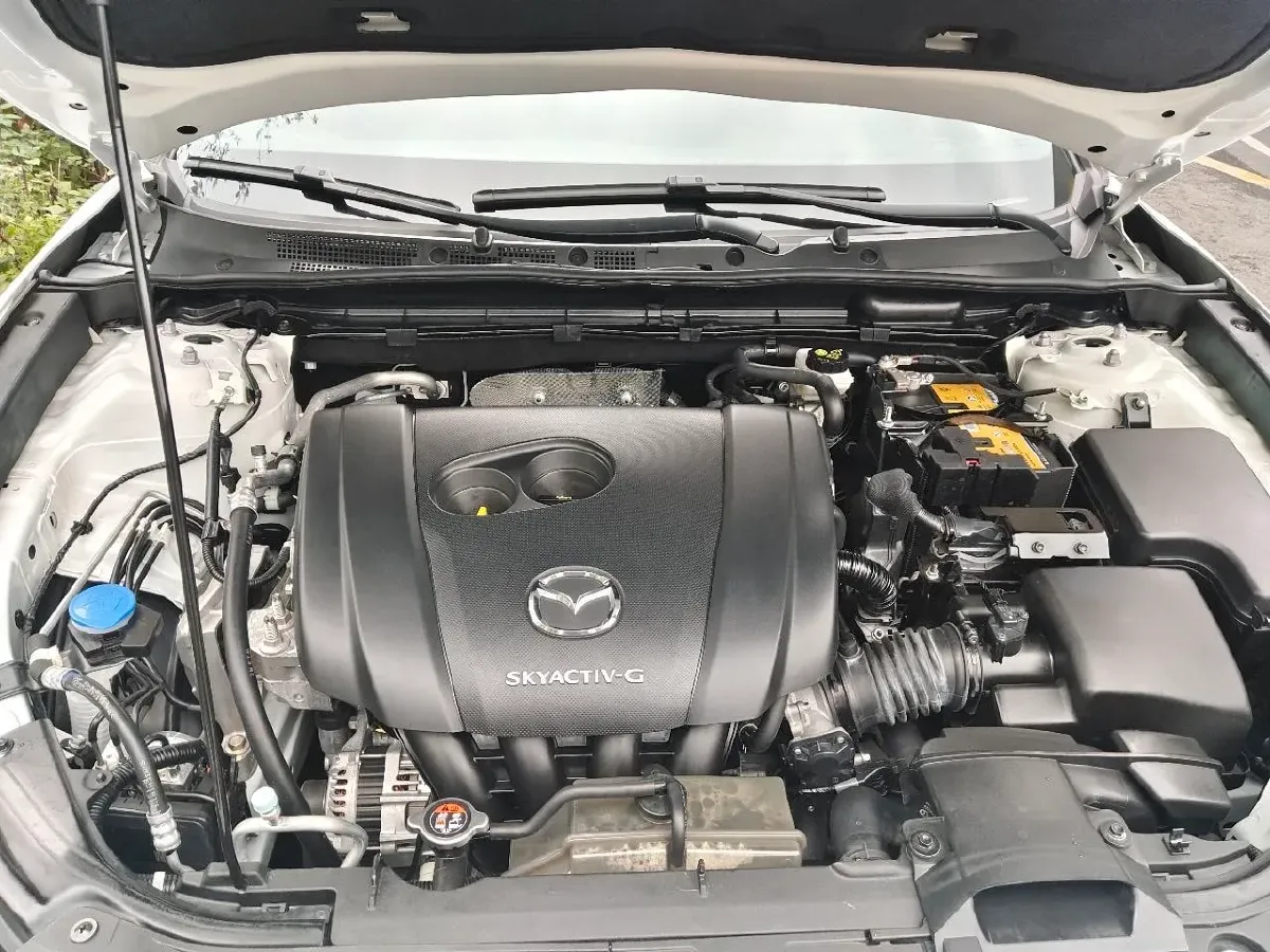 2021 Mazda CX-4 2.0L 158HP L4 6AT,autocango,china used car exporter,china ev exporter,chinese used car exporter,chinese used ev exporter