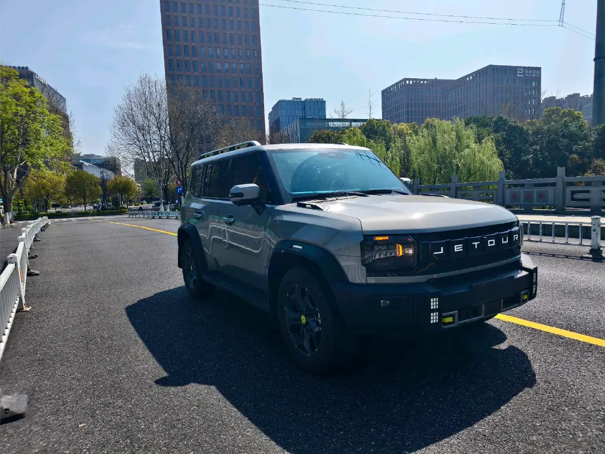 2024 Jetour Traveller 2.0T 254HP L4 7DCT,autocango,china used car exporter,china ev exporter,chinese used car exporter,chinese used ev exporter