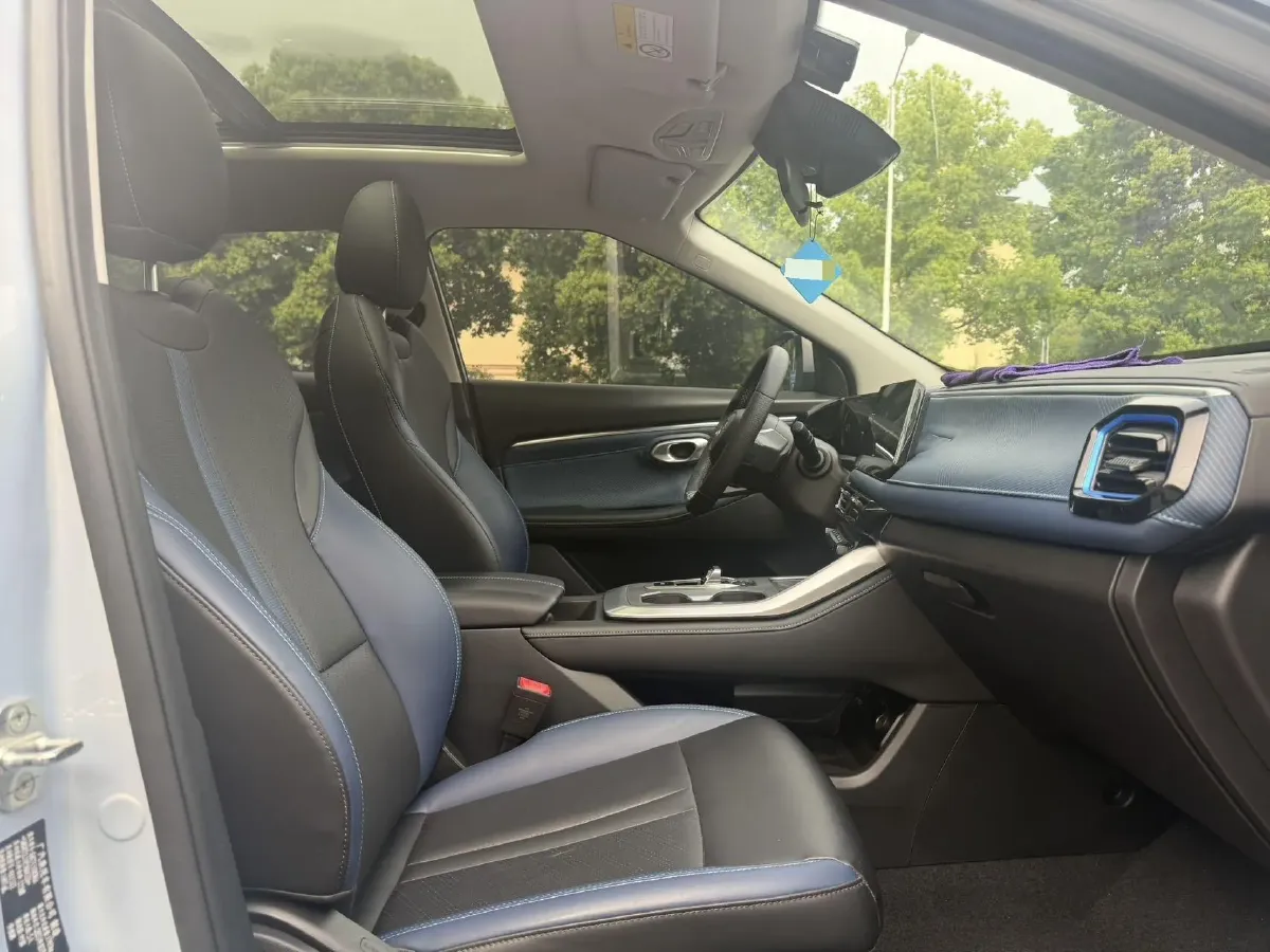 2023 GAC Trumpchi GS3 1.5T 177HP L4 7DCT,autocango,china used car exporter,china ev exporter,chinese used car exporter,chinese used ev exporter