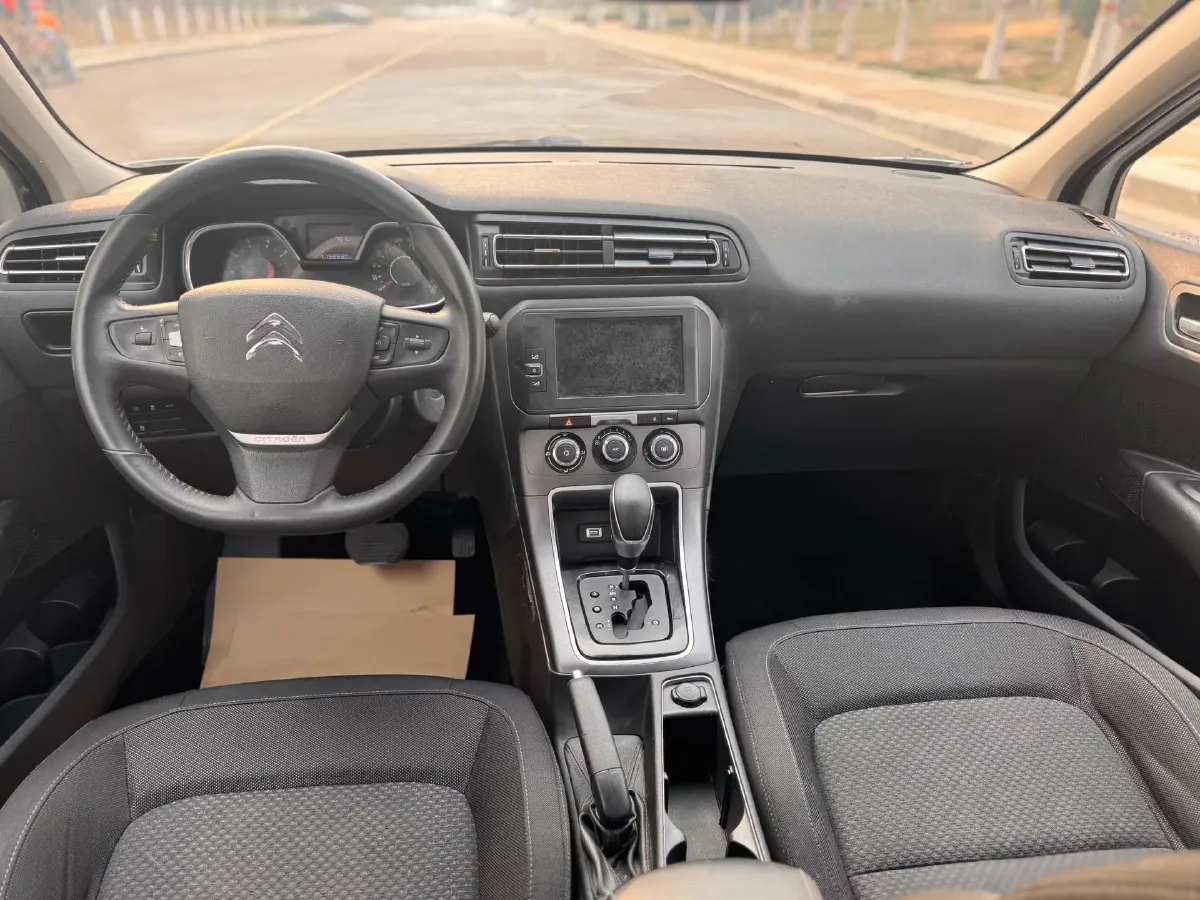 2018 Citroen C4 C-Quatre 1.6L 117HP L4 6AT,autocango,china used car exporter,china ev exporter,chinese used car exporter,chinese used ev exporter