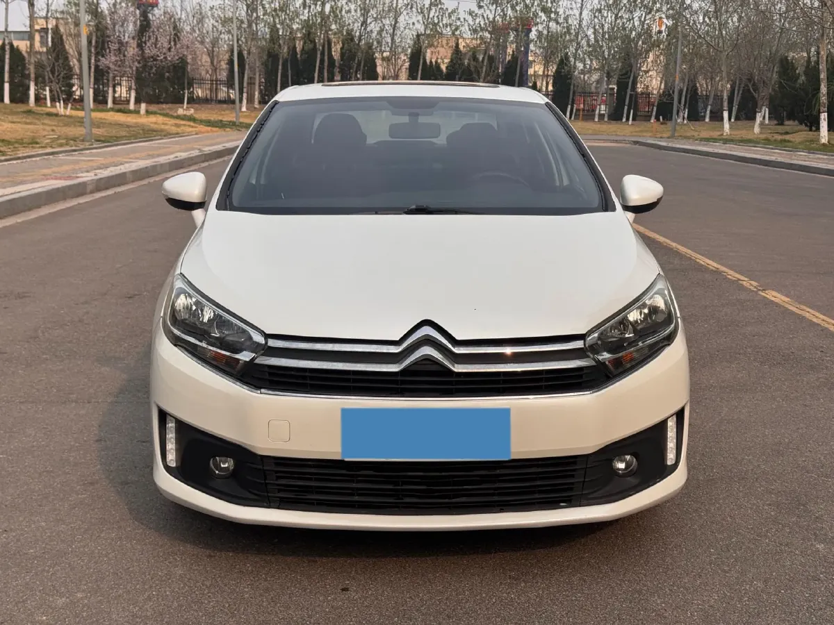 2018 Citroen C4 C-Quatre 1.6L 117HP L4 6AT,autocango,china used car exporter,china ev exporter,chinese used car exporter,chinese used ev exporter
