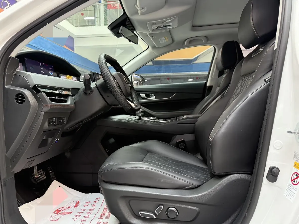 2021 ChangAn UNI-K 2.0T 233HP L4 8AT,autocango,china used car exporter,china ev exporter,chinese used car exporter,chinese used ev exporter