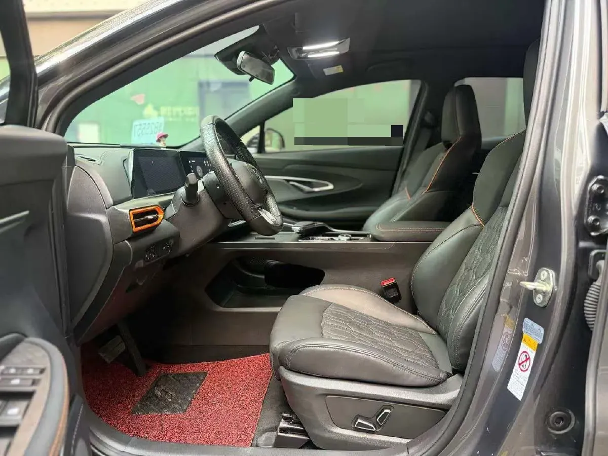 2022 ChangAn UNI-T 2.0T 233HP L4 8AT,autocango,china used car exporter,china ev exporter,chinese used car exporter,chinese used ev exporter