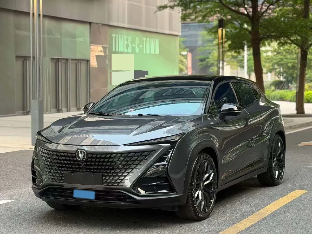 2022 ChangAn UNI-T 2.0T 233HP L4 8AT,autocango,china used car exporter,china ev exporter,chinese used car exporter,chinese used ev exporter