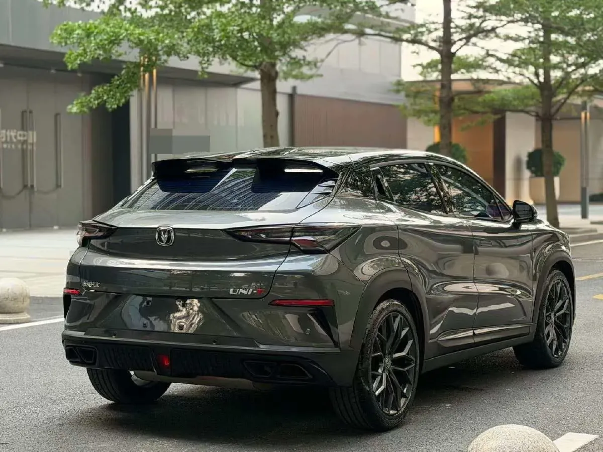 2022 ChangAn UNI-T 2.0T 233HP L4 8AT,autocango,china used car exporter,china ev exporter,chinese used car exporter,chinese used ev exporter