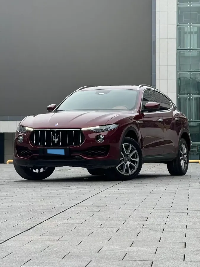 2018 Maserati Levante 3.0T 350HP V6 8AT,autocango,china used car exporter,china ev exporter,chinese used car exporter,chinese used ev exporter