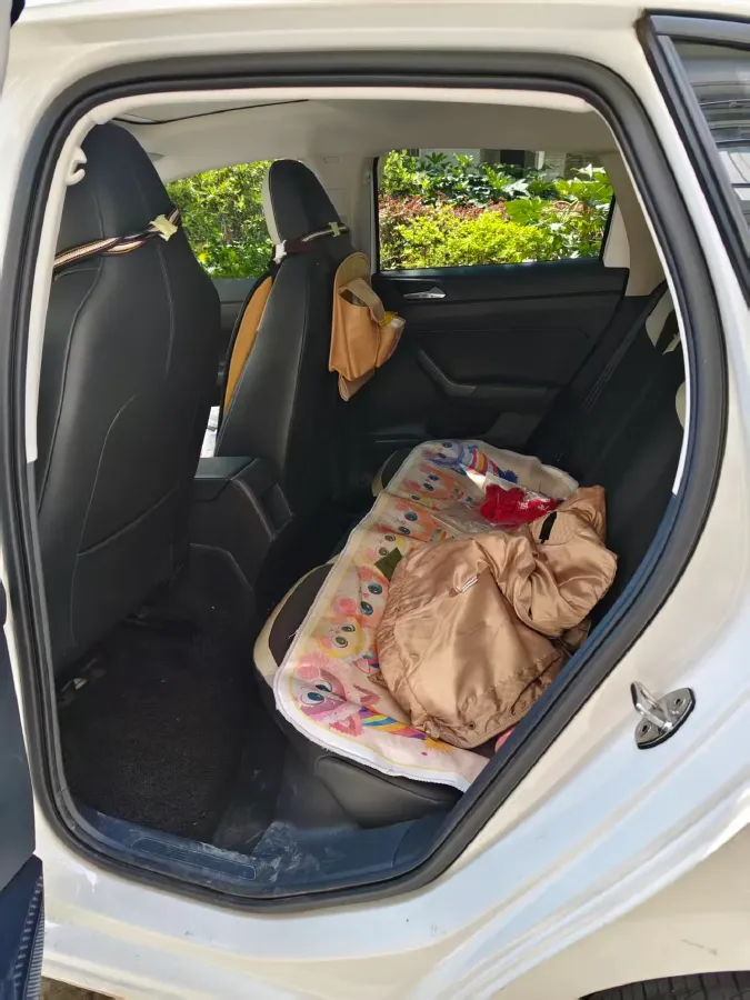 2019 Volkswagen Polo 1.5L 113HP L4 6AT,autocango,china used car exporter,china ev exporter,chinese used car exporter,chinese used ev exporter