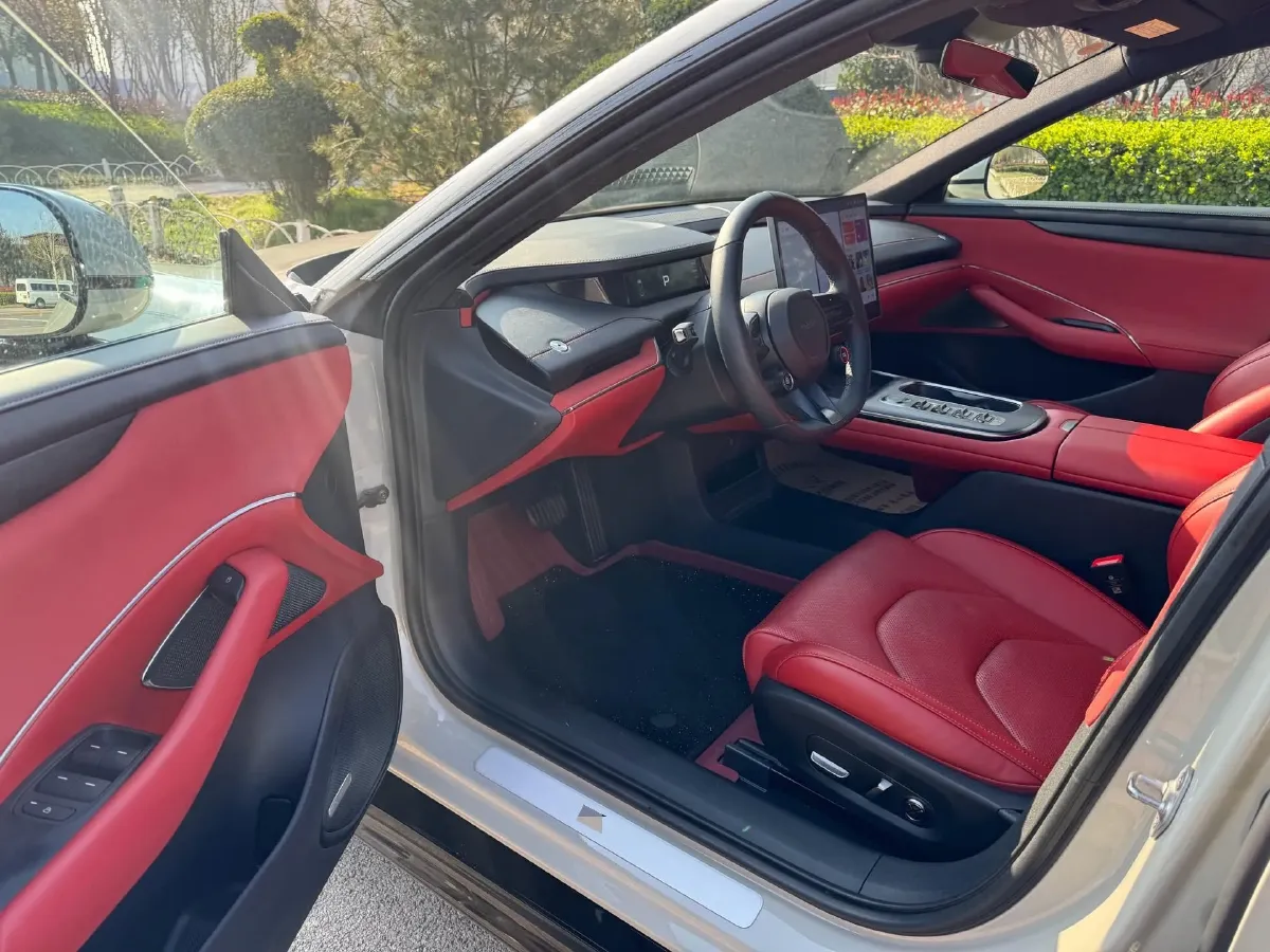 2024 MI SU7 BEV 94.3KWH,autocango,china used car exporter,china ev exporter,chinese used car exporter,chinese used ev exporter