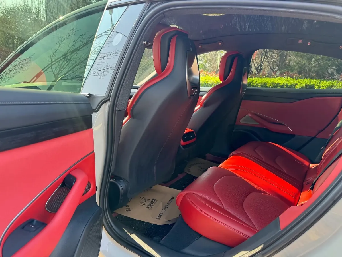 2024 MI SU7 BEV 94.3KWH,autocango,china used car exporter,china ev exporter,chinese used car exporter,chinese used ev exporter