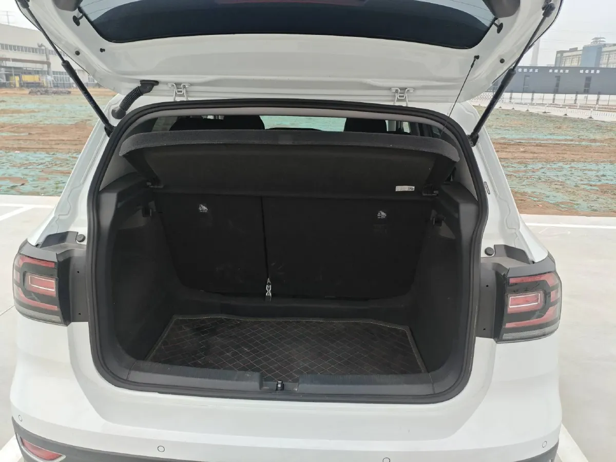 2021 Volkswagen Tacqua 1.5L 113HP L4 6AT,autocango,china used car exporter,china ev exporter,chinese used car exporter,chinese used ev exporter