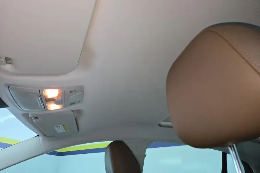 2024 HongQi E-QM5 BEV 72KWH,autocango,china used car exporter,china ev exporter,chinese used car exporter,chinese used ev exporter