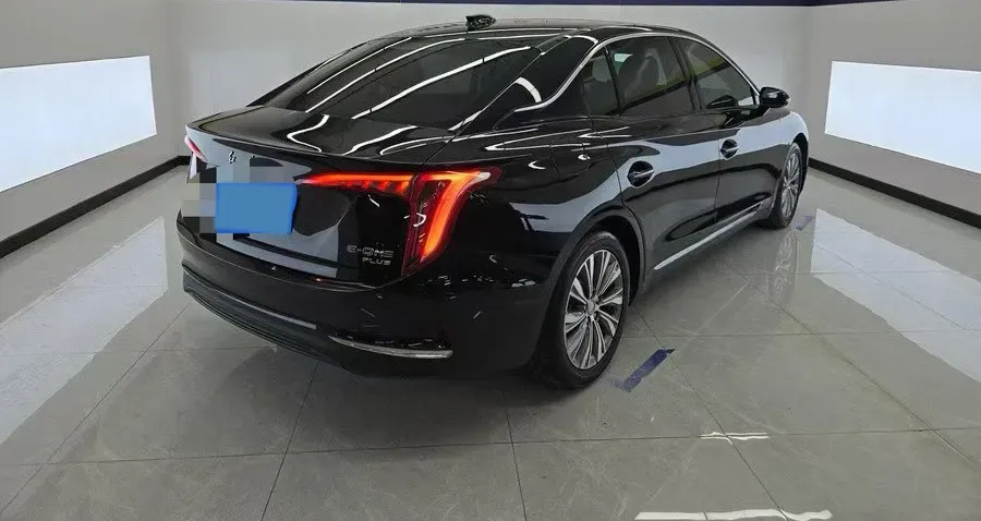 2024 HongQi E-QM5 BEV 72KWH,autocango,china used car exporter,china ev exporter,chinese used car exporter,chinese used ev exporter