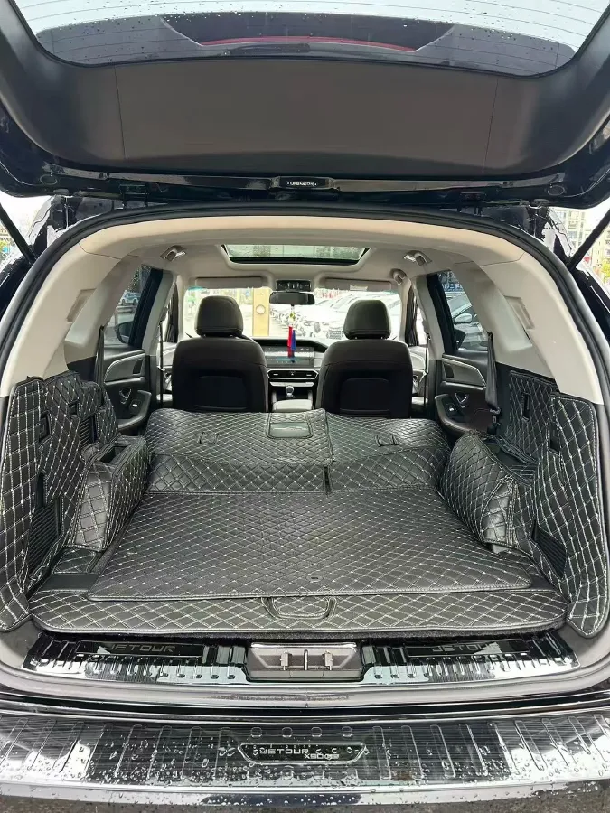 2023 Jetour X90 Plus 1.5T 156HP L4 6MT,autocango,china used car exporter,china ev exporter,chinese used car exporter,chinese used ev exporter