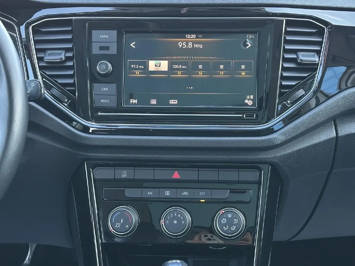 2020 Volkswagen T-Roc 1.4T 150HP L4 7DCT,autocango,china used car exporter,china ev exporter,chinese used car exporter,chinese used ev exporter