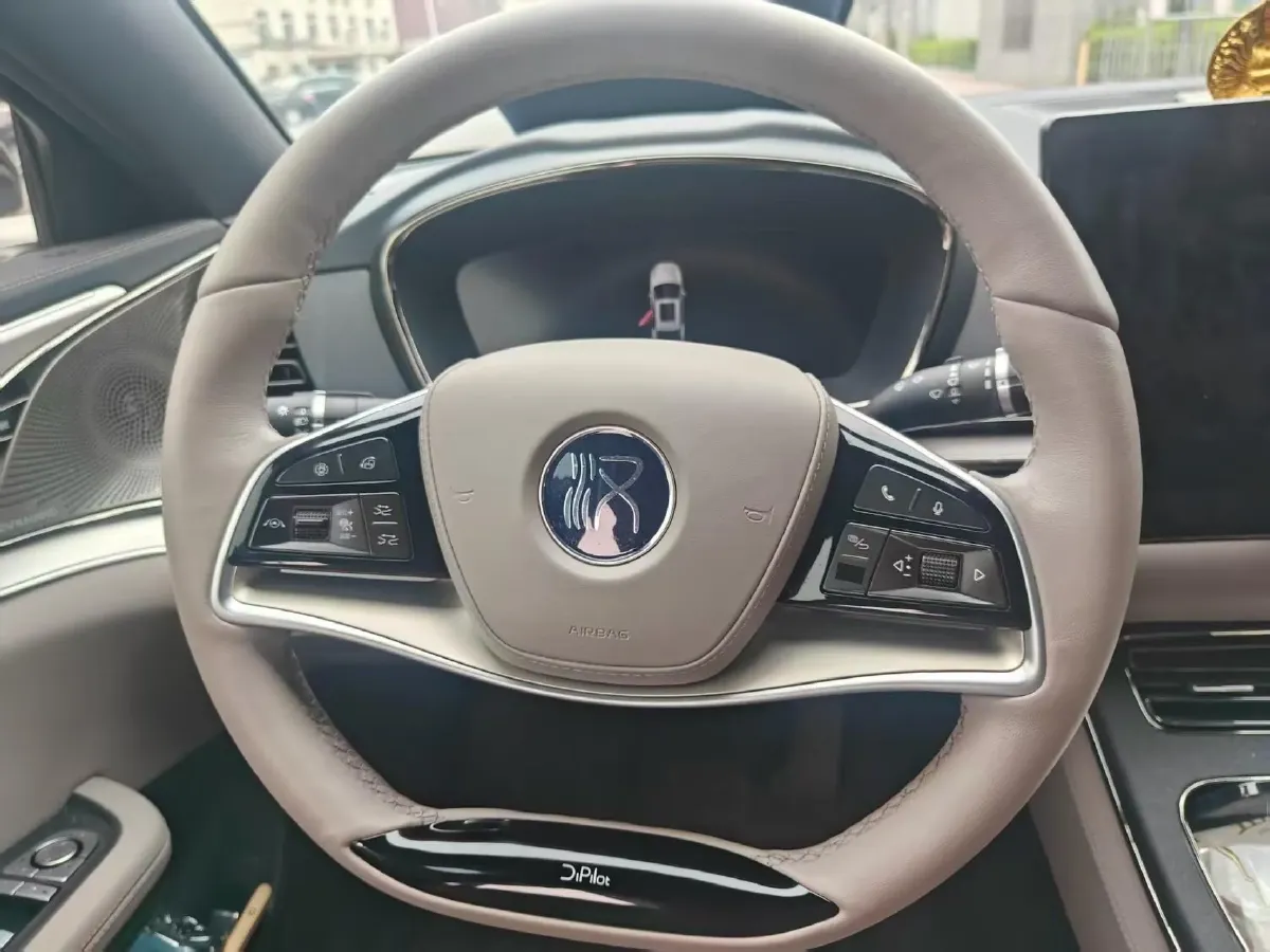 2024 BYD Han 1.5T 139HP L4 E-CVT PHEV 18.316KWH,autocango,china used car exporter,china ev exporter,chinese used car exporter,chinese used ev exporter