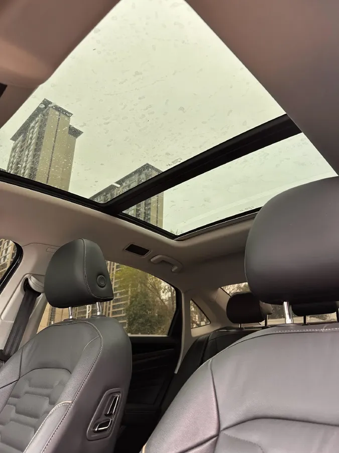 2020 Volkswagen Passat 2.0T 186HP L4 7DCT,autocango,china used car exporter,china ev exporter,chinese used car exporter,chinese used ev exporter