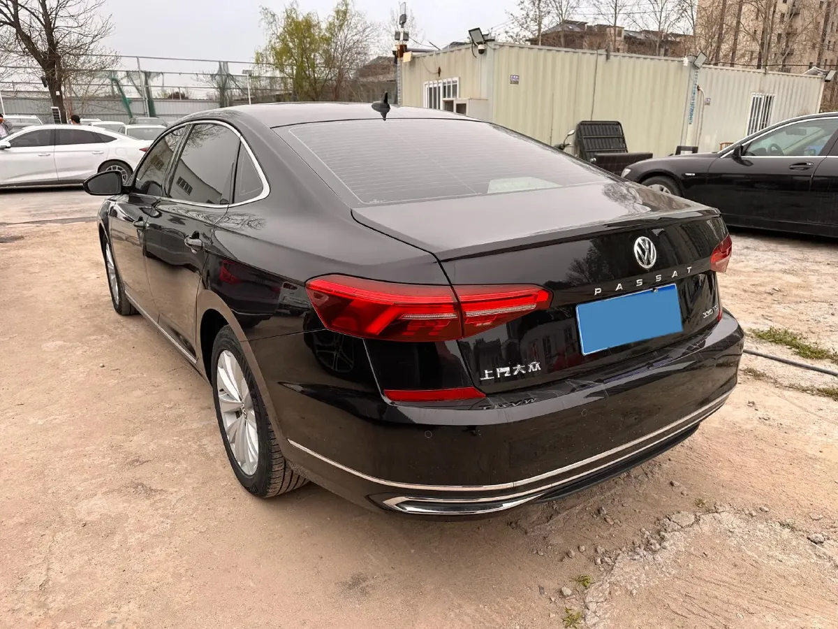 2020 Volkswagen Passat 2.0T 186HP L4 7DCT,autocango,china used car exporter,china ev exporter,chinese used car exporter,chinese used ev exporter