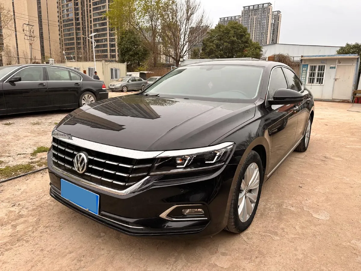 2020 Volkswagen Passat 2.0T 186HP L4 7DCT,autocango,china used car exporter,china ev exporter,chinese used car exporter,chinese used ev exporter