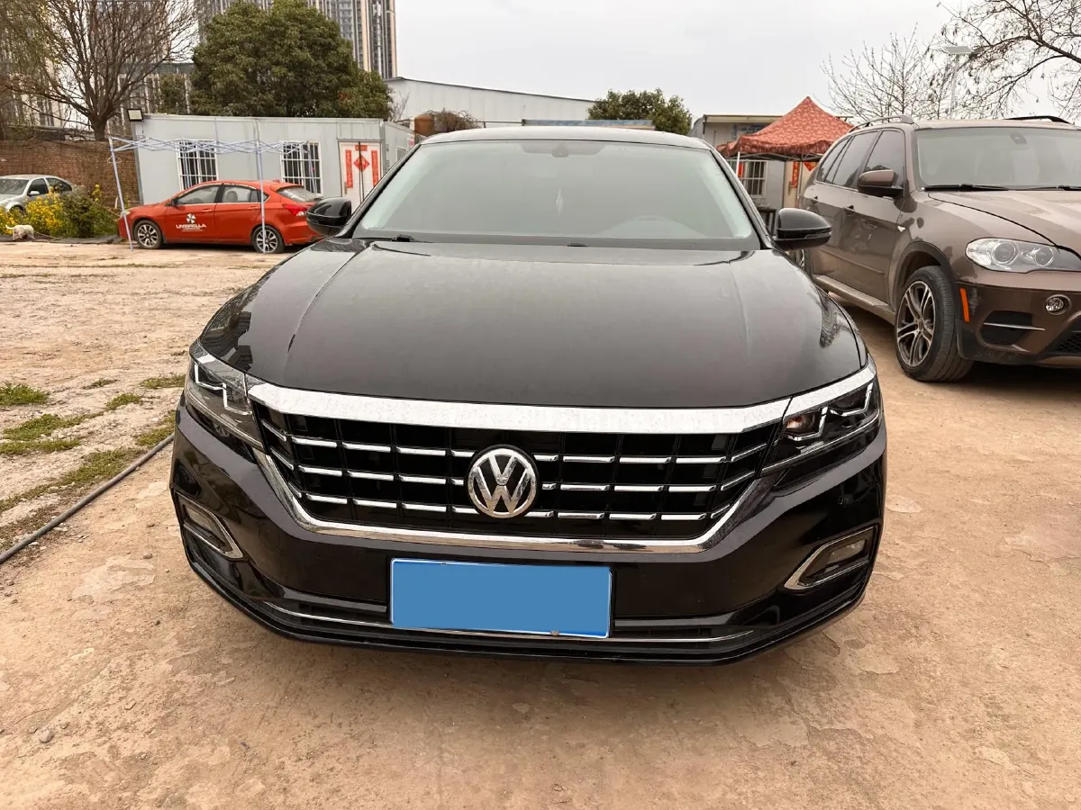 2020 Volkswagen Passat 2.0T 186HP L4 7DCT,autocango,china used car exporter,china ev exporter,chinese used car exporter,chinese used ev exporter