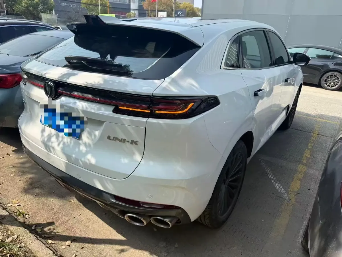 2021 ChangAn UNI-K 2.0T 233HP L4 8AT,autocango,china used car exporter,china ev exporter,chinese used car exporter,chinese used ev exporter