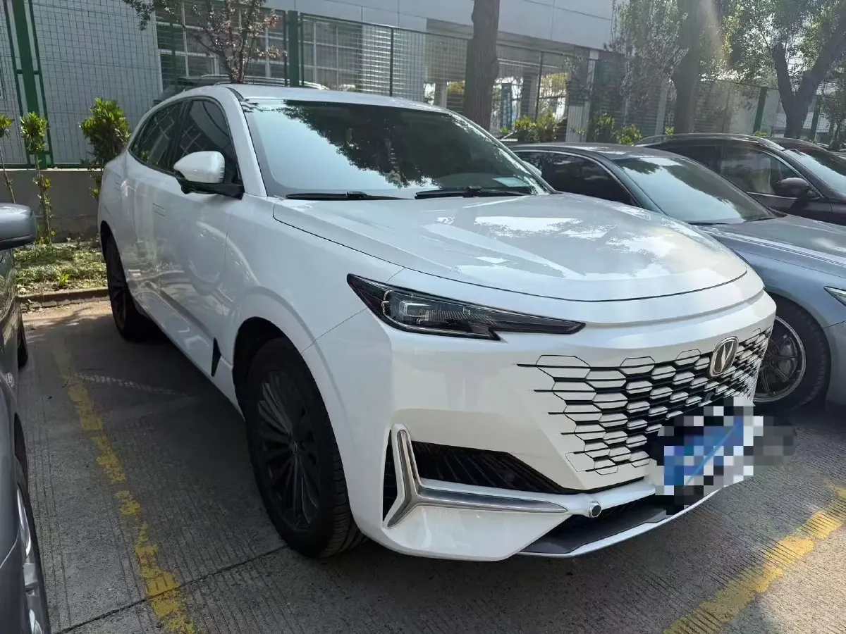2021 ChangAn UNI-K 2.0T 233HP L4 8AT,autocango,china used car exporter,china ev exporter,chinese used car exporter,chinese used ev exporter