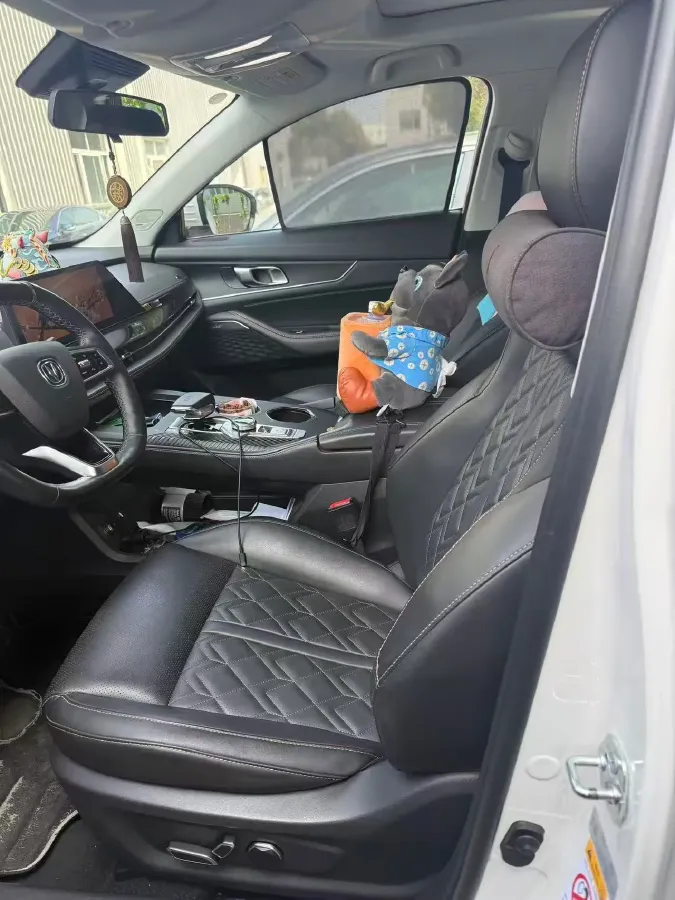 2021 ChangAn UNI-K 2.0T 233HP L4 8AT,autocango,china used car exporter,china ev exporter,chinese used car exporter,chinese used ev exporter