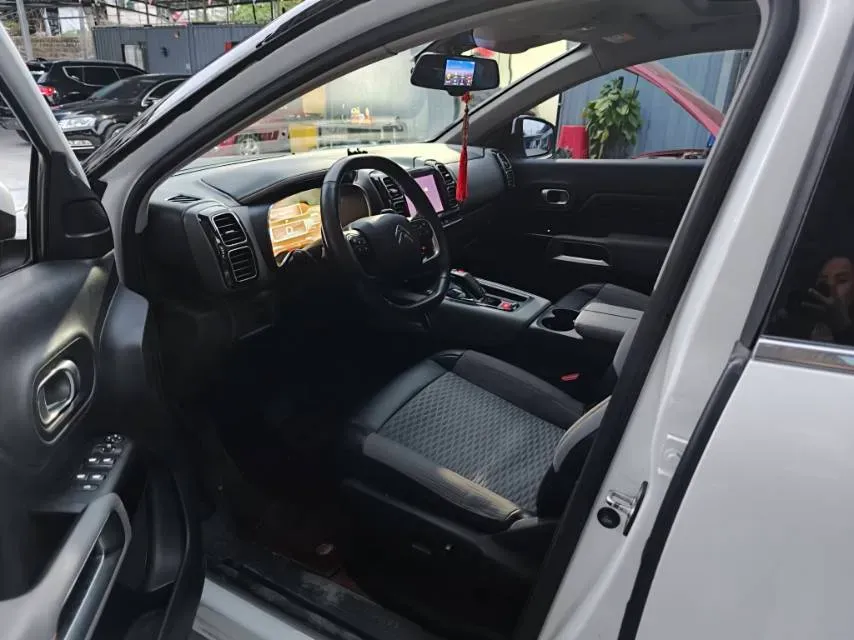 2018 Citroen C5 Aircross 1.6T 167HP L4 6AT,autocango,china used car exporter,china ev exporter,chinese used car exporter,chinese used ev exporter