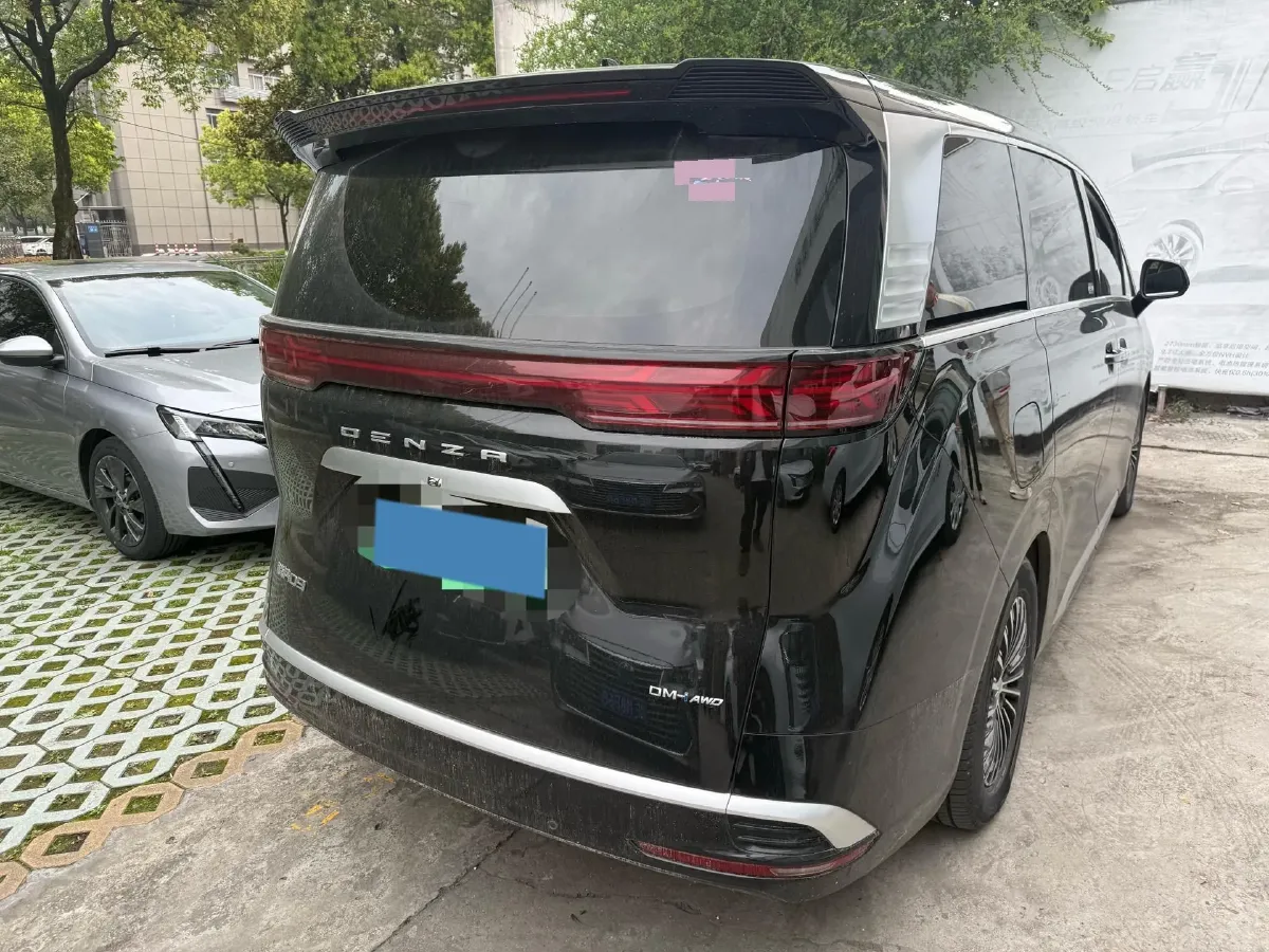 2024 Denza D9 1.5T 139HP L4 E-CVT PHEV 40KWH,autocango,china used car exporter,china ev exporter,chinese used car exporter,chinese used ev exporter