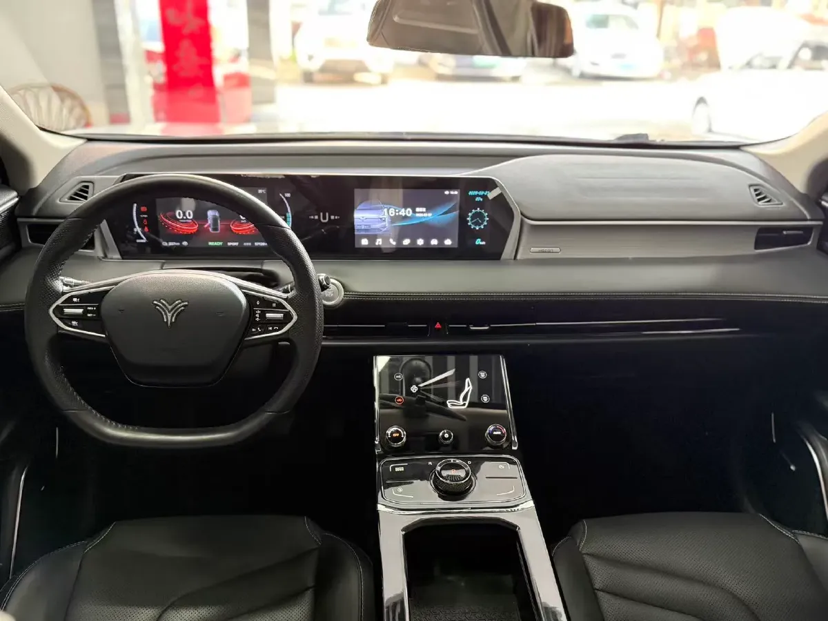 2022 Ford Focus 1.5T 177HP L4 6AT,autocango,china used car exporter,china ev exporter,chinese used car exporter,chinese used ev exporter