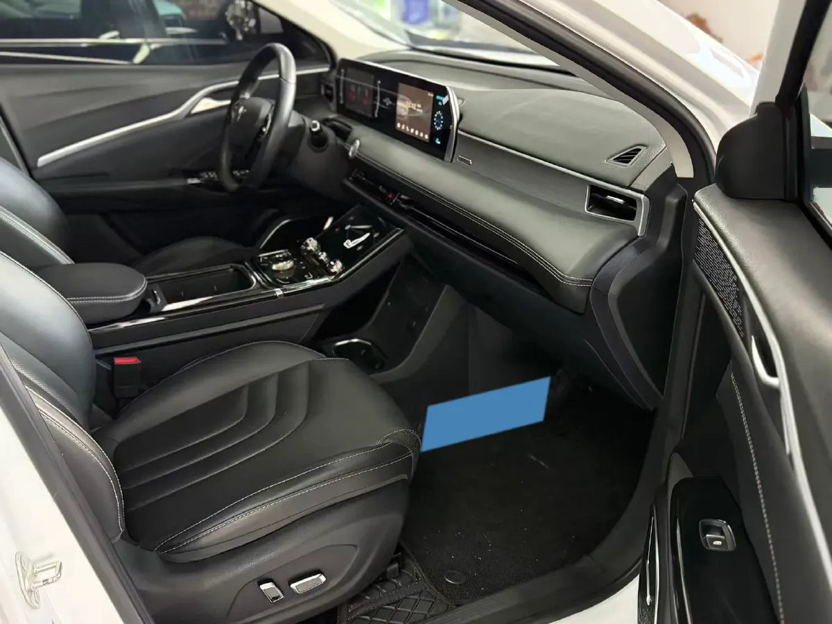 2022 Ford Focus 1.5T 177HP L4 6AT,autocango,china used car exporter,china ev exporter,chinese used car exporter,chinese used ev exporter