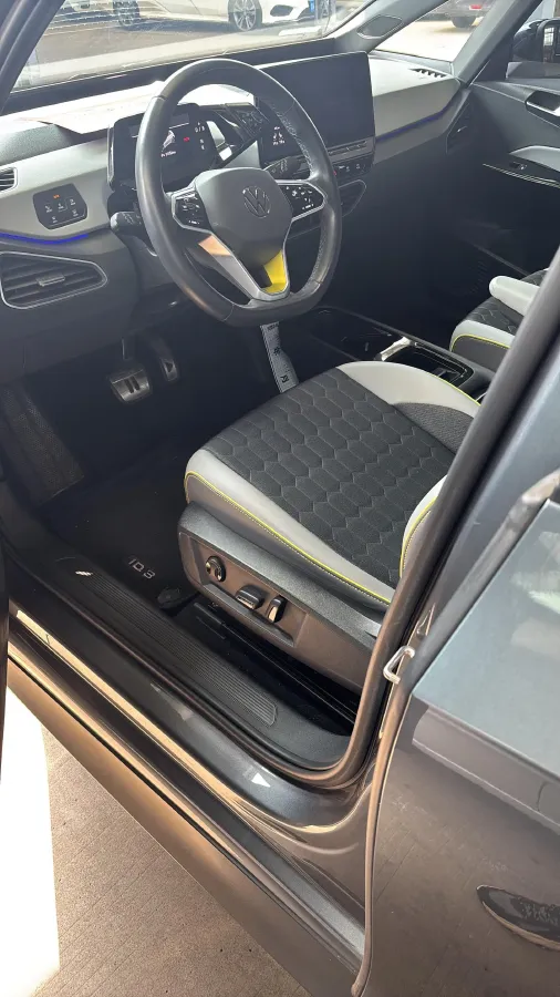 2021 Volkswagen ID.3 BEV 57.3KWH,autocango,china used car exporter,china ev exporter,chinese used car exporter,chinese used ev exporter