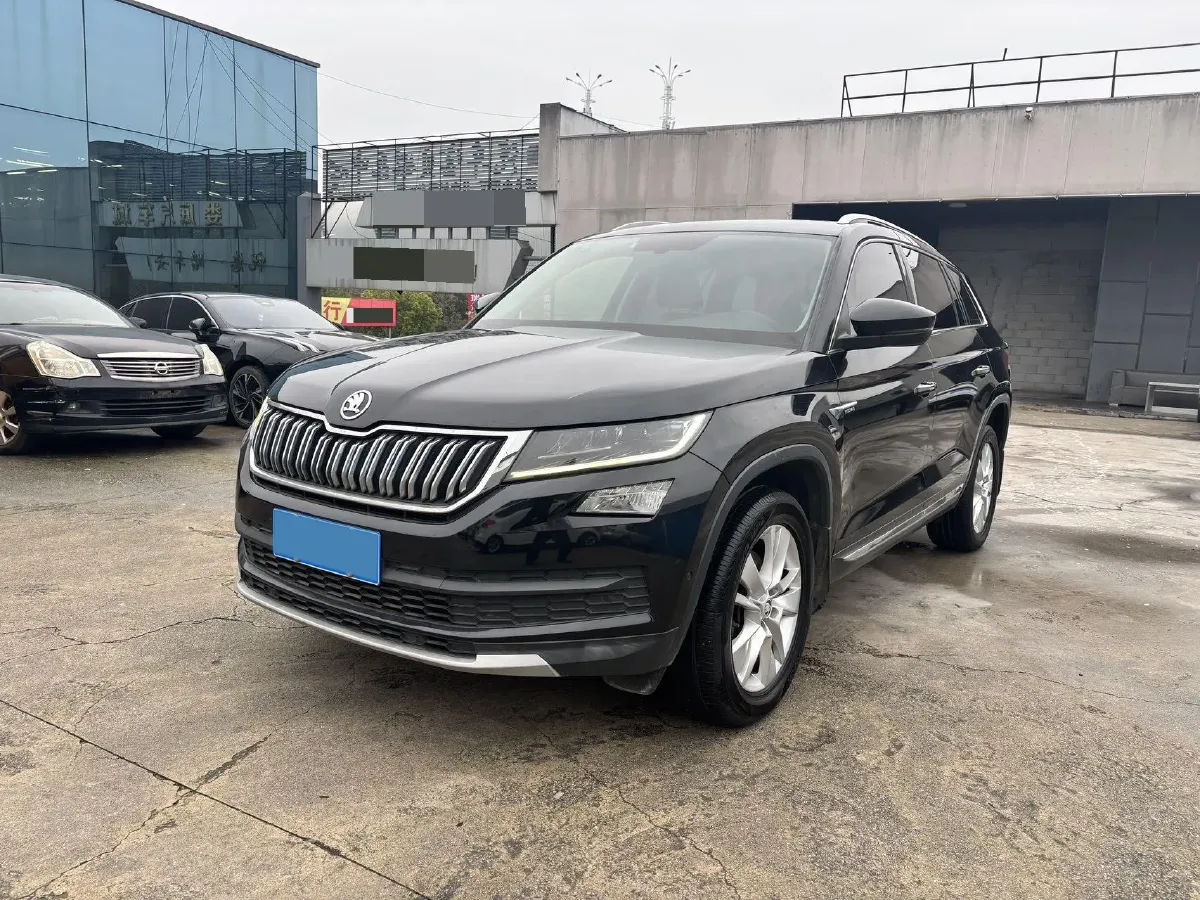 2018 Skoda Kodiak 2.0T 186HP L4 7DCT,autocango,china used car exporter,china ev exporter,chinese used car exporter,chinese used ev exporter