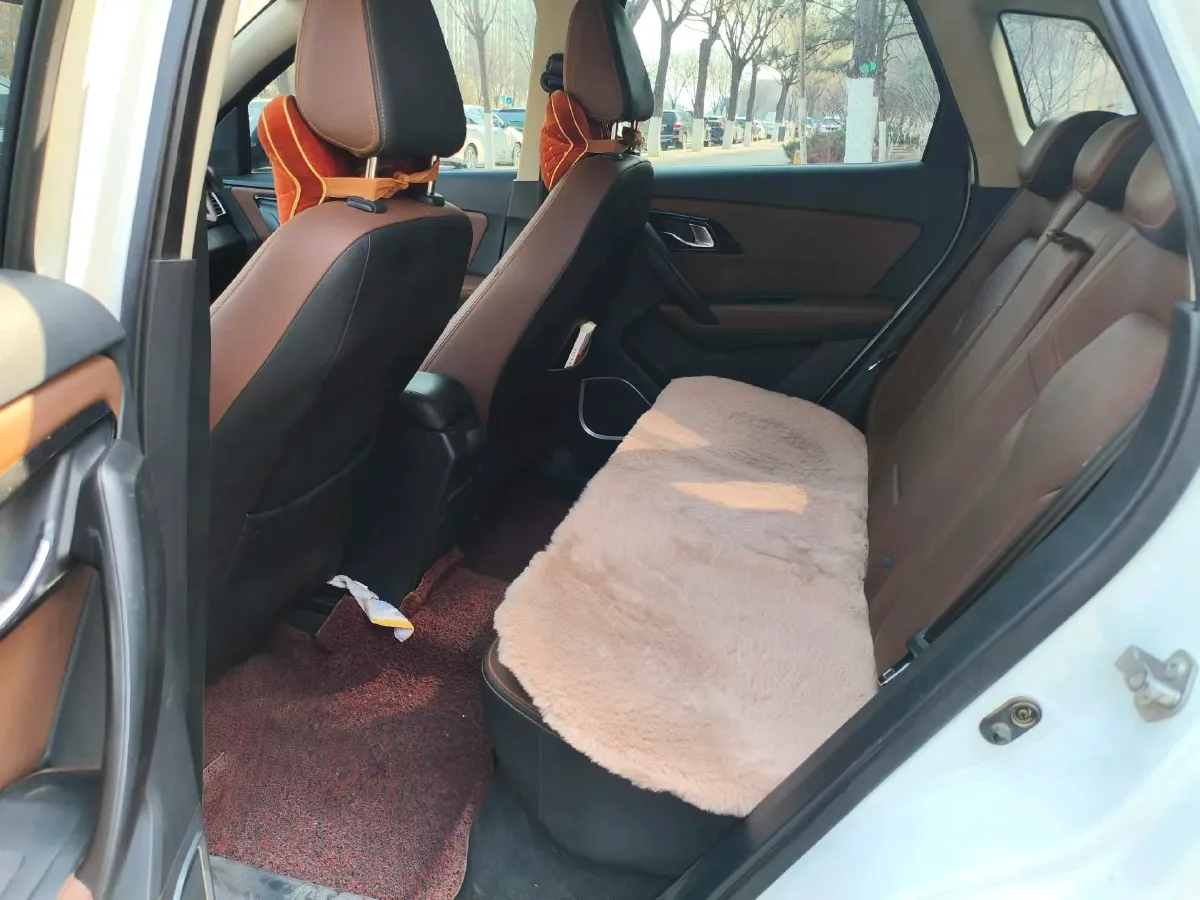 2017 FAW Senia R7 1.6L 116HP L4 5MT,autocango,china used car exporter,china ev exporter,chinese used car exporter,chinese used ev exporter