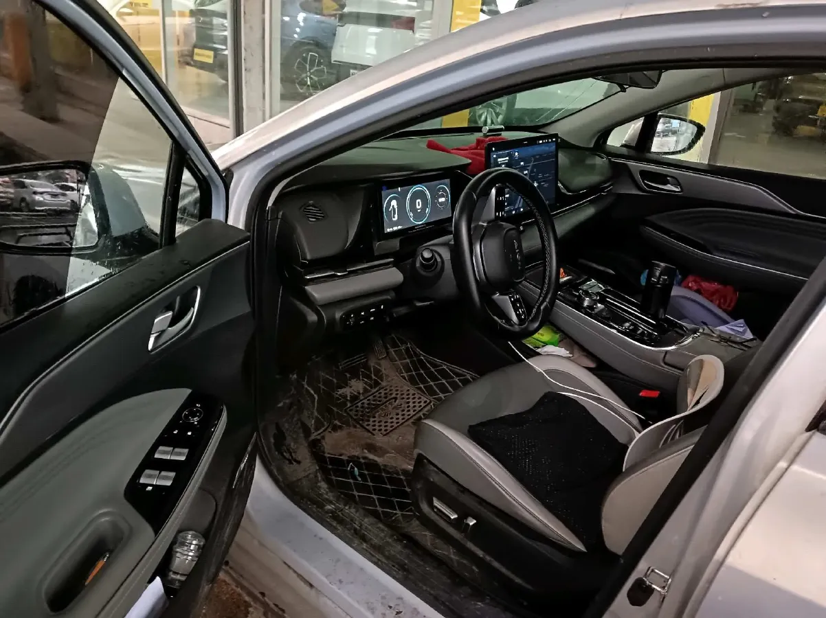 2022 ChangAn Oshan Z6 1.5T 170HP L4 6TCT PHEV 28.4KWH,autocango,china used car exporter,china ev exporter,chinese used car exporter,chinese used ev exporter